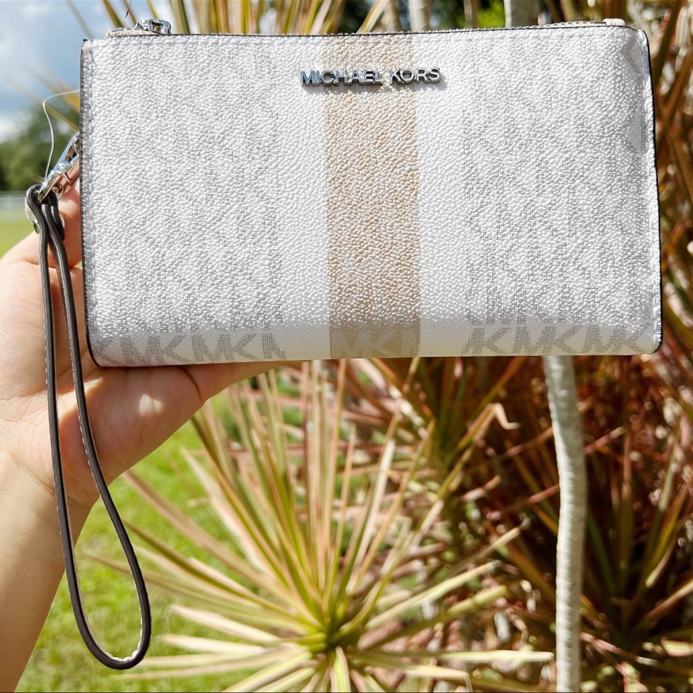 Michael Kors Jet Set Travel Double Zip Phone Wristlet MK Light Sand Multi Stripe